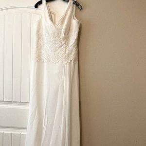 Wedding Dress - David’s Bridal Gown, white, floor length